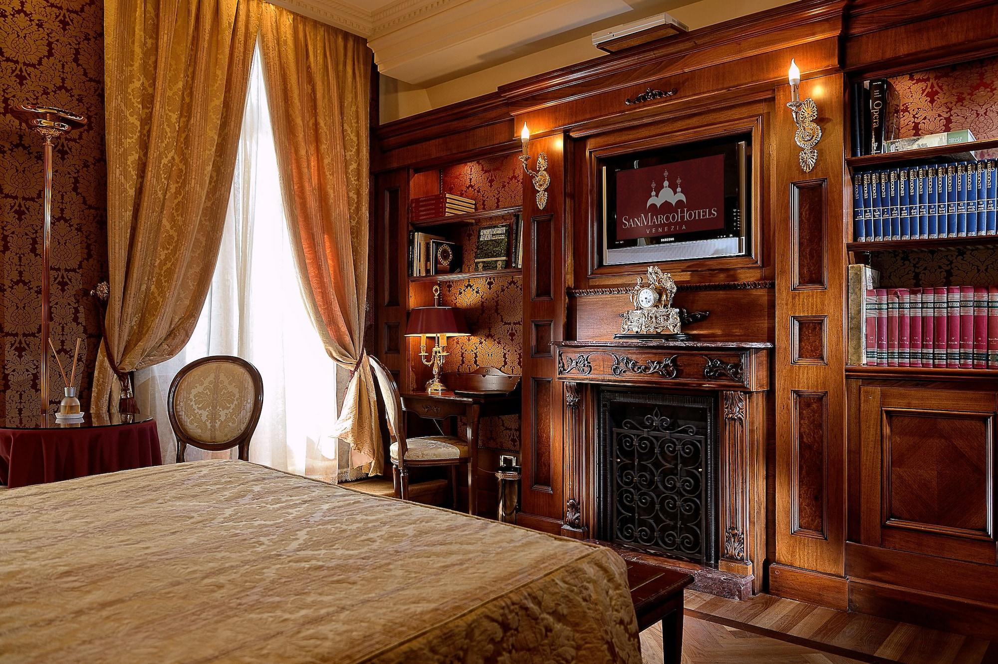 Bellevue Luxury - San Marco Luxury Bed and breakfast 3*